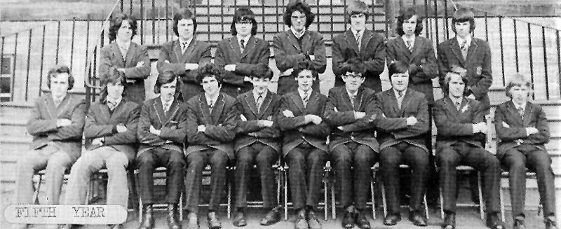 Class Photo Fifth Year 1975.jpg - 5th year 1975.